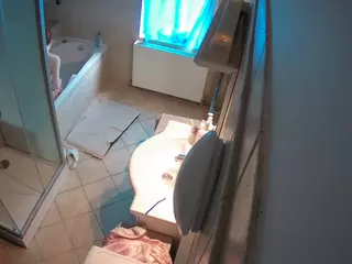 Julmodels Bathroom 2nd Floor-2's Live Sex Cam Show