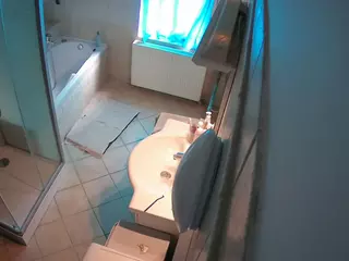 Julmodels Bathroom 2nd Floor-2's Live Sex Cam Show
