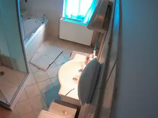 Julmodels Bathroom 2nd Floor-2's Live Sex Cam Show