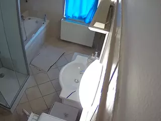 Julmodels Bathroom 2nd Floor-2's Live Sex Cam Show