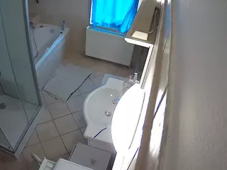 Julmodels Bathroom 2nd Floor-2's Live Sex Cam Show