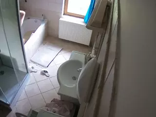 Julmodels Bathroom 2nd Floor-2's Live Sex Cam Show