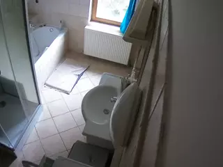 Julmodels Bathroom 2nd Floor-2's Live Sex Cam Show