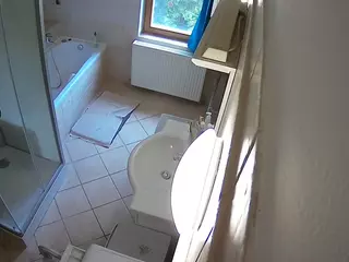 Julmodels Bathroom 2nd Floor-2's Live Sex Cam Show