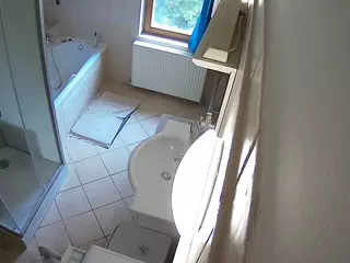 Julmodels Bathroom 2nd Floor-2's Live Sex Cam Show