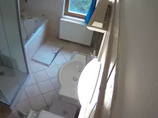 Julmodels Bathroom 2nd Floor-2's Live Sex Cam Show