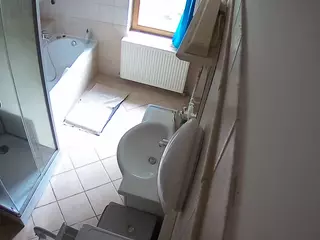 Julmodels Bathroom 2nd Floor-2's Live Sex Cam Show