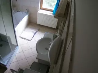 Julmodels Bathroom 2nd Floor-2's Live Sex Cam Show