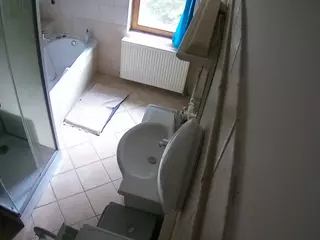 Julmodels Bathroom 2nd Floor-2's Live Sex Cam Show