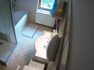 Julmodels Bathroom 2nd Floor-2's Live Sex Cam Show