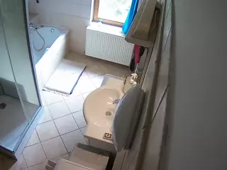 Julmodels Bathroom 2nd Floor-2's Live Sex Cam Show