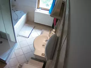 Julmodels Bathroom 2nd Floor-2's Live Sex Cam Show