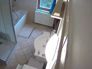 Julmodels Bathroom 2nd Floor-2's Live Sex Cam Show