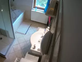 Julmodels Bathroom 2nd Floor-2's Live Sex Cam Show