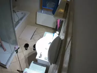 Julmodels Bathroom 2nd Floor-2's Live Sex Cam Show
