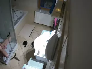 Julmodels Bathroom 2nd Floor-2's Live Sex Cam Show