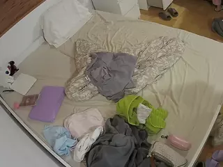 Julmodels Bedroom-B1's Live Sex Cam Show