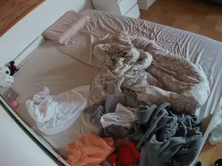 Julmodels Bedroom-B1's Live Sex Cam Show