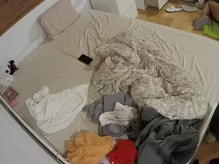 Julmodels Bedroom-B1's Live Sex Cam Show