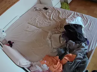 Julmodels Bedroom-B1's Live Sex Cam Show