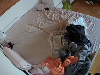 Julmodels Bedroom-B1's Live Sex Cam Show