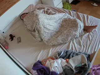 Julmodels Bedroom-B1's Live Sex Cam Show