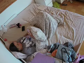 Julmodels Bedroom-B1's Live Sex Cam Show