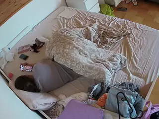 Julmodels Bedroom-B1's Live Sex Cam Show