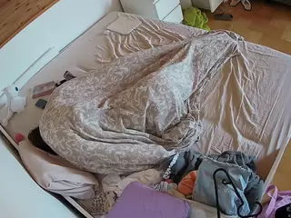 Julmodels Bedroom-B1's Live Sex Cam Show