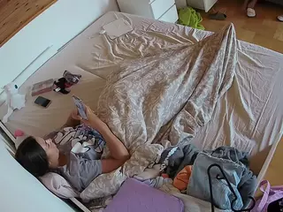 Julmodels Bedroom-B1's Live Sex Cam Show