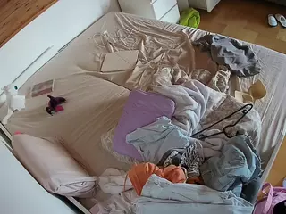 Julmodels Bedroom-B1's Live Sex Cam Show