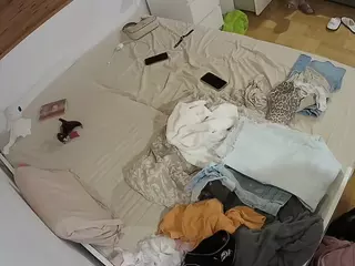 Julmodels Bedroom-B1's Live Sex Cam Show