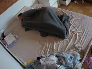 Julmodels Bedroom-B1's Live Sex Cam Show