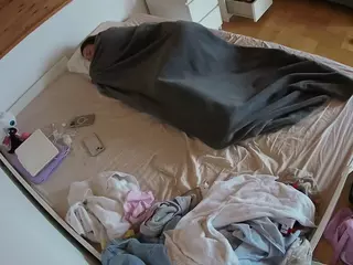 Julmodels Bedroom-B1's Live Sex Cam Show