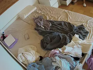 Julmodels Bedroom-B1's Live Sex Cam Show