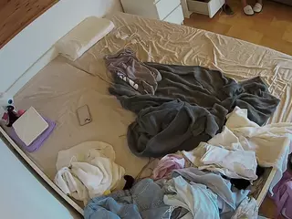 Julmodels Bedroom-B1's Live Sex Cam Show