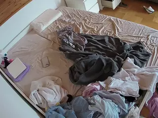 Julmodels Bedroom-B1's Live Sex Cam Show