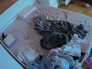 Julmodels Bedroom-B1's Live Sex Cam Show