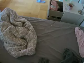 Julmodels Bedroom-B2's Live Sex Cam Show
