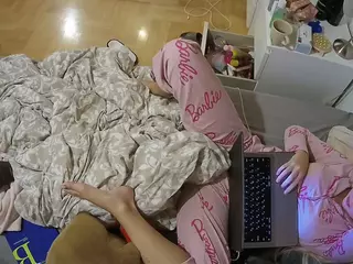 Julmodels Bedroom-B2's Live Sex Cam Show