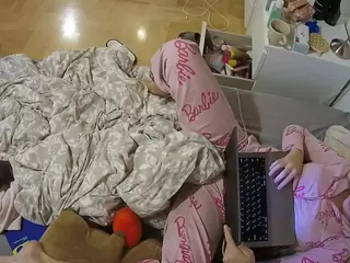 Julmodels Bedroom-B2's Live Sex Cam Show