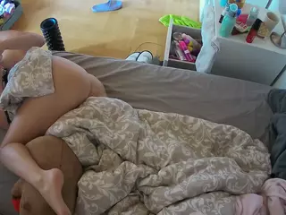 Julmodels Bedroom-B2's Live Sex Cam Show