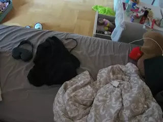 Julmodels Bedroom-B2's Live Sex Cam Show