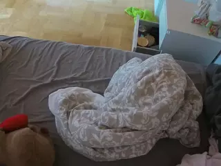 Julmodels Bedroom-B2's Live Sex Cam Show