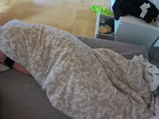 Julmodels Bedroom-B2's Live Sex Cam Show