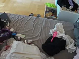 Julmodels Bedroom-B2's Live Sex Cam Show