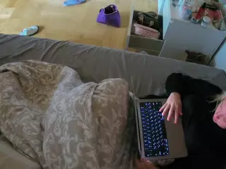 Julmodels Bedroom-B2's Live Sex Cam Show