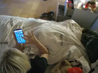 Julmodels Bedroom-B2's Live Sex Cam Show