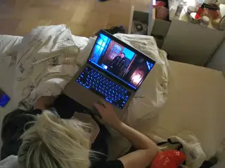 Julmodels Bedroom-B2's Live Sex Cam Show