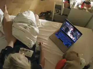 Julmodels Bedroom-B2's Live Sex Cam Show